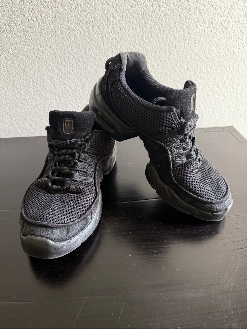 BLOCH Boost Mesh Lace-Up Split Sole Light-Weight Dance Sneakers